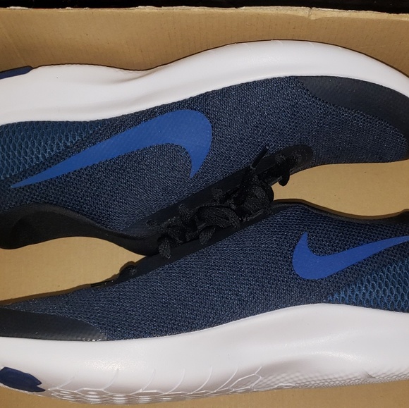 nike flex experience rn 7 4e